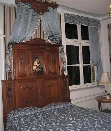 Chateau De Villette Bed & Breakfast *