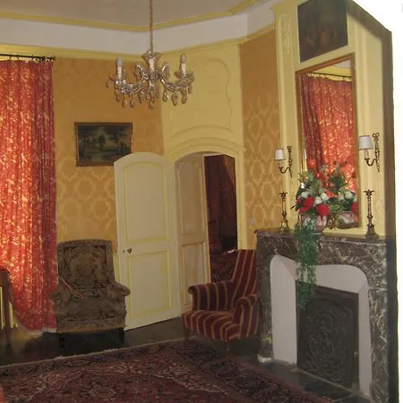 Chateau De Villette *
