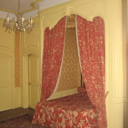 Chateau De Villette Bed & Breakfast Glaire-et-Villette